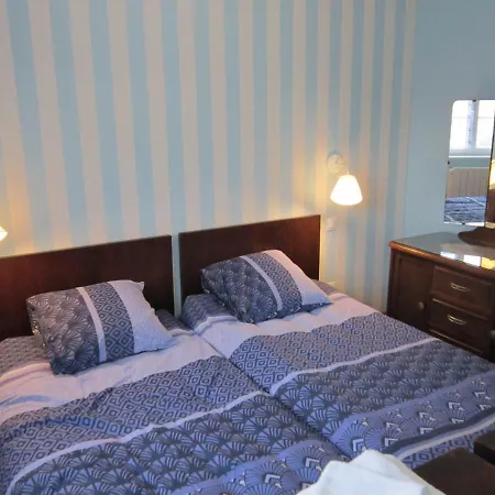 Ferienhaus Faubourg Des Pierres *