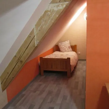 Faubourg Des Pierres Ferienhaus