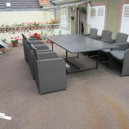 Faubourg Des Pierres *